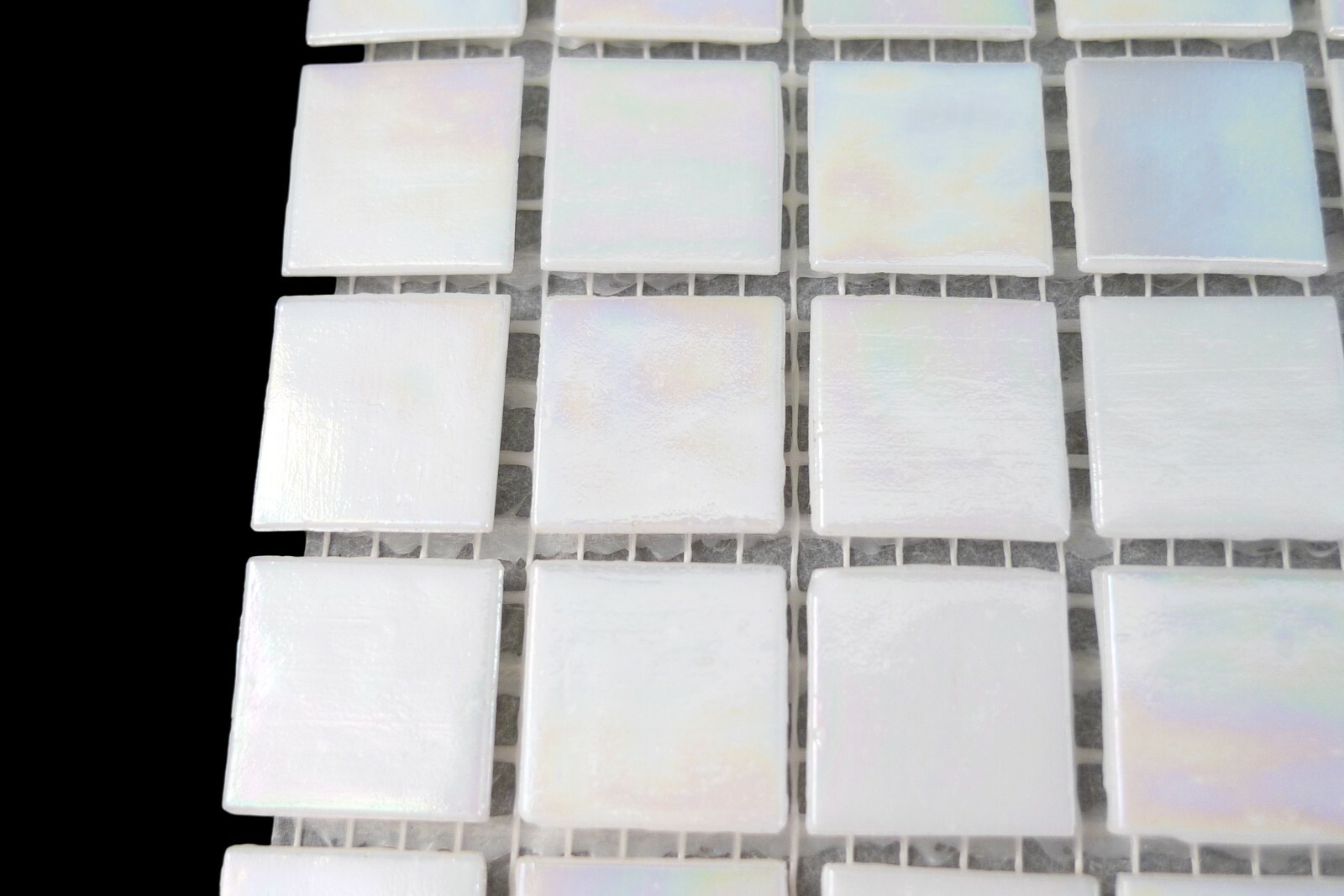 White Iridescent Mosaic Glass Tile for Kitchen & Bath