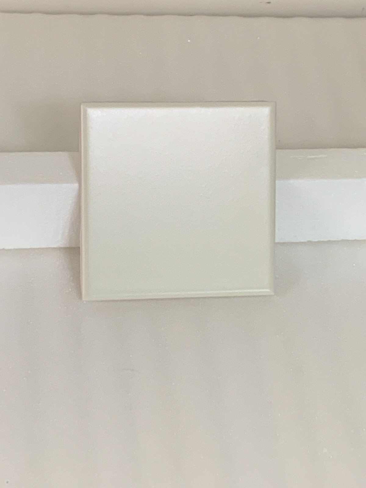 New Vintage Florida Ceramic Tile Bone White 4 3/8″ x 4 3/8″ Matte *8*pcs