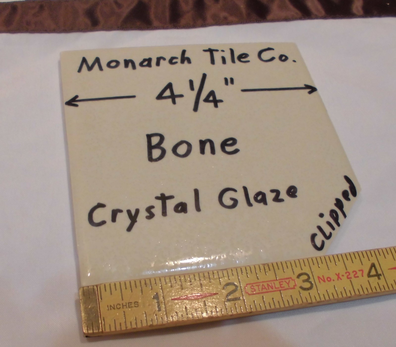 1 pc. *Bone* Clipped Ceramic Tile 4-1/4″ *Crystal Glazed* by Monarch Co. NOS
