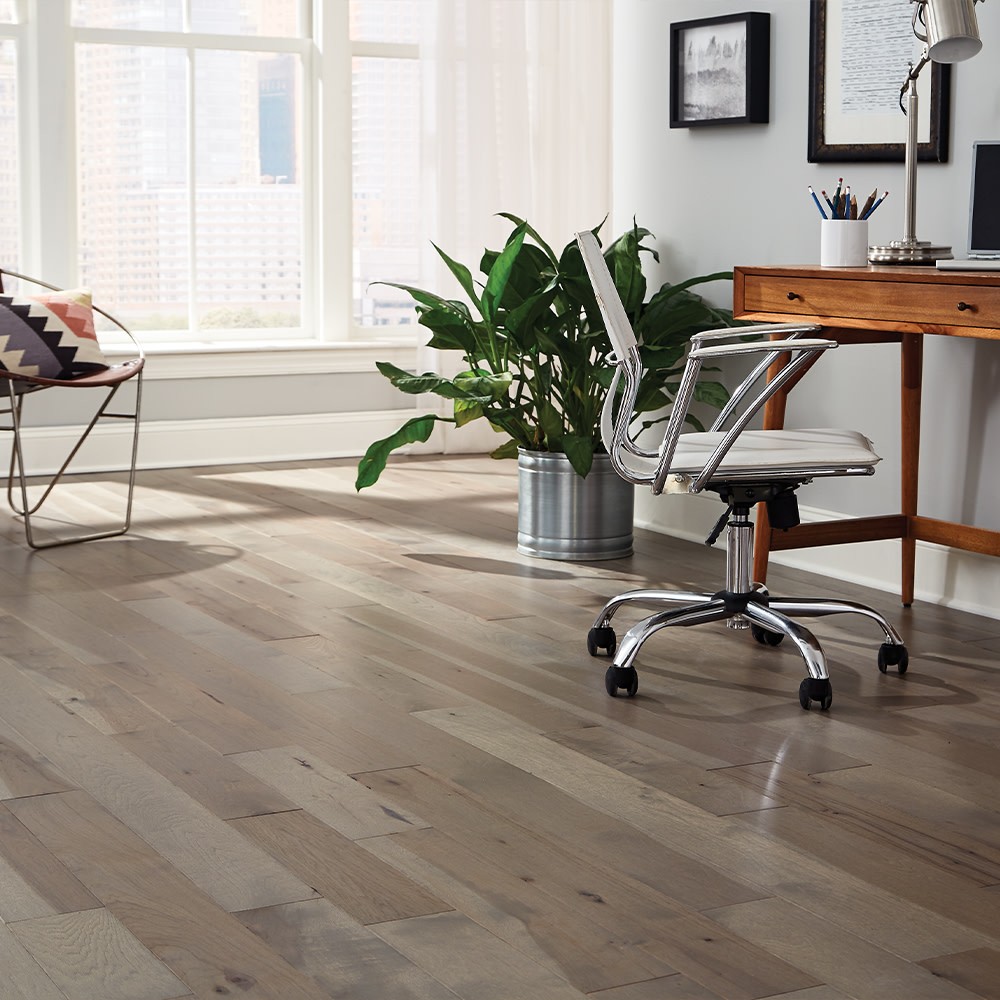 Mullican 210-NS-HI-5-M Nature Solid 5″W Smooth Solid Hickory – Provincial
