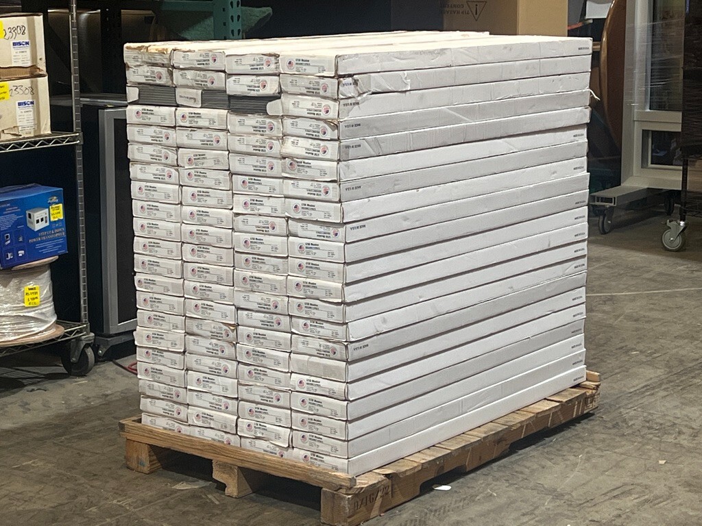Box of 15 PCS (35 SQFT) Luxury Vinyl Tile Flooring (7″ x 48″ Planks) 3mm Thick
