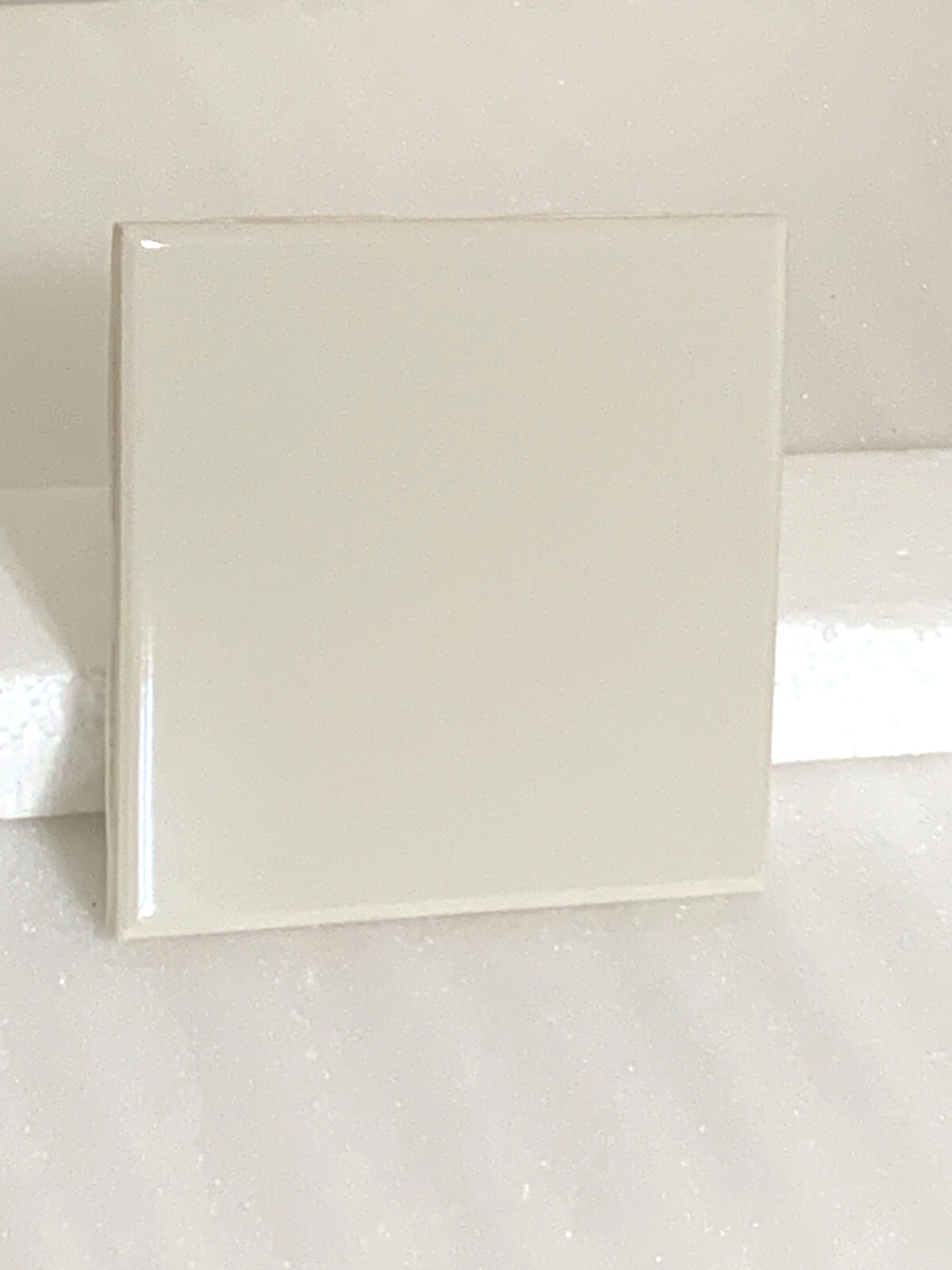 New Vintage Florida Ceramic Tile Almond #35 Gloss 4 3/8″ x 4 3/8″