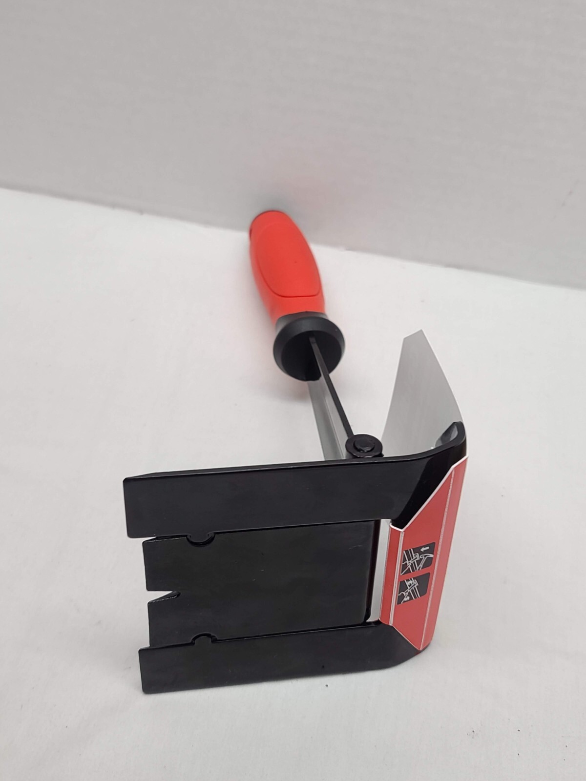 Goldblatt Trim Puller Removal Multi-Tool for Commercial Work Baseboard Molding