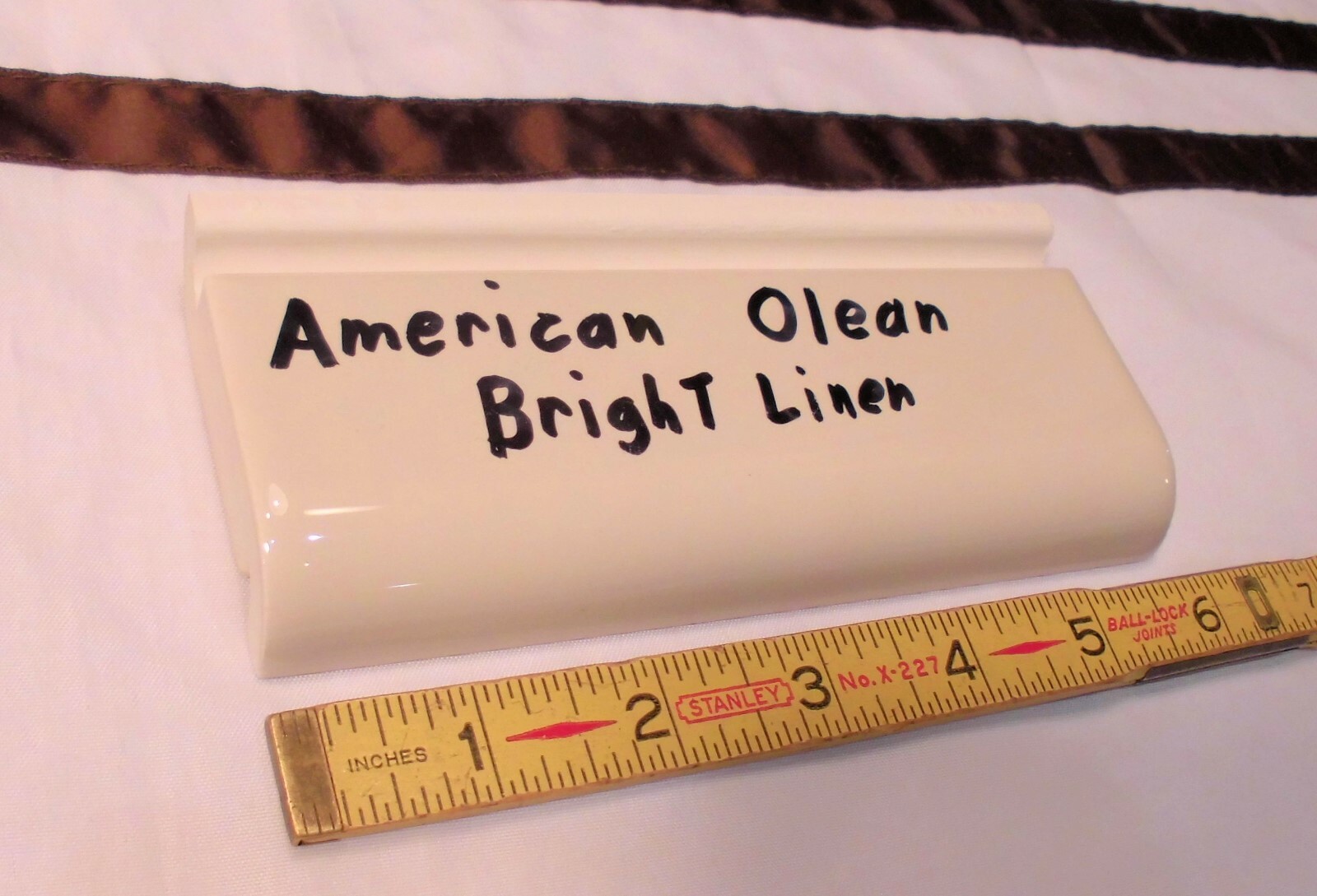 1 pc. *Bright Linen* Ceramic Radius Bullnose Tile by American Olean Co. NEW 6″