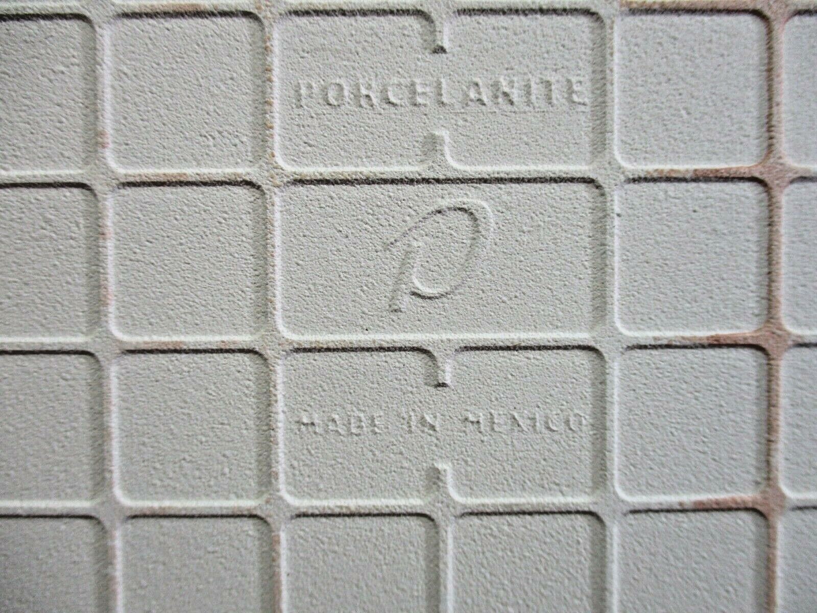 1 Cove Base Radius Tile Porcelanite P 4-3/8″ Square Gloss Off White Ceramic Wall