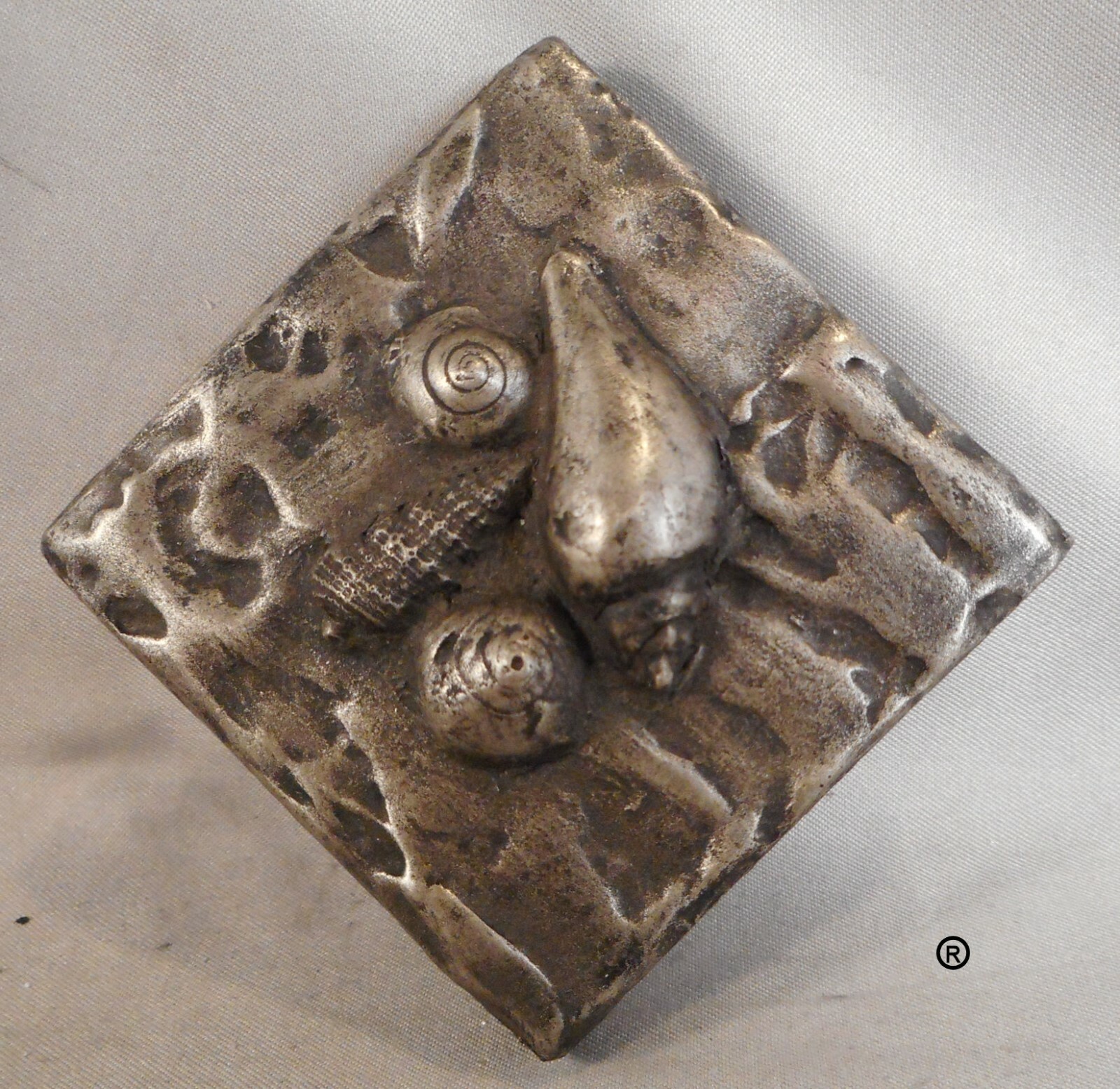 Nickel/Silver Sea Shell #1 Decorative Dot