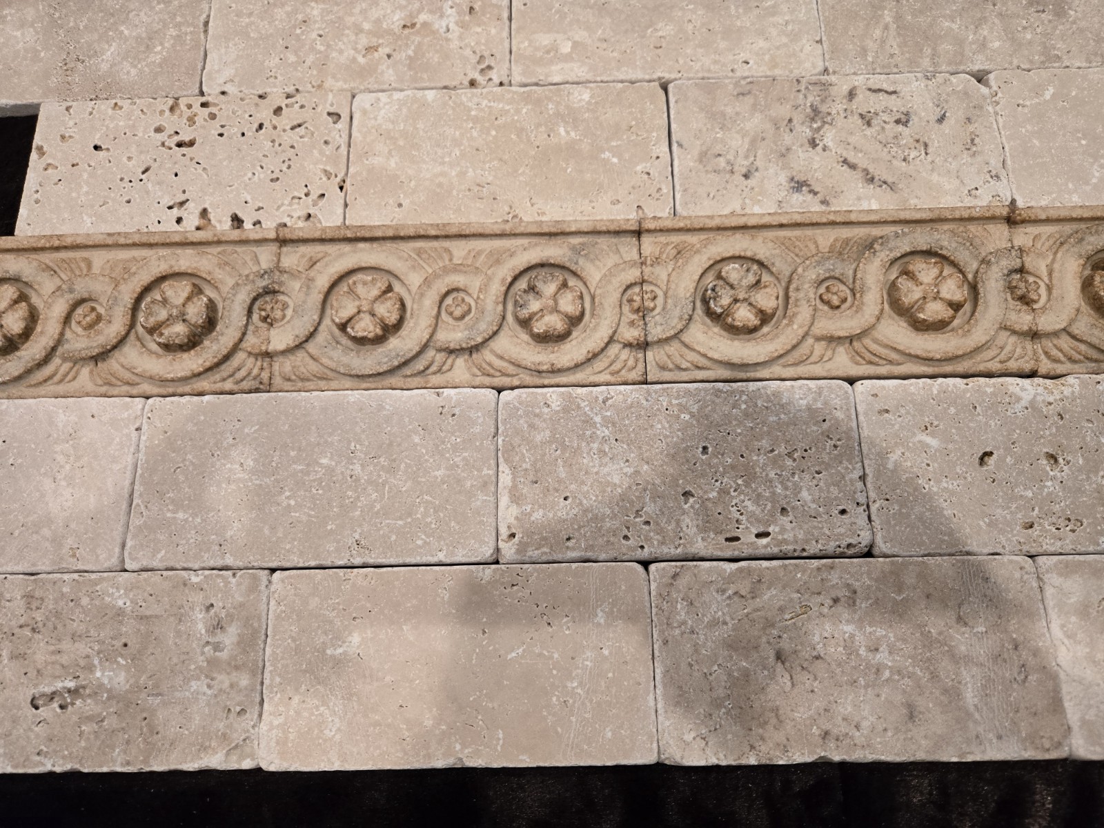 Italian tile border Looks Like Travertine Ivory Chiaro Tumbled Stone Marble Look