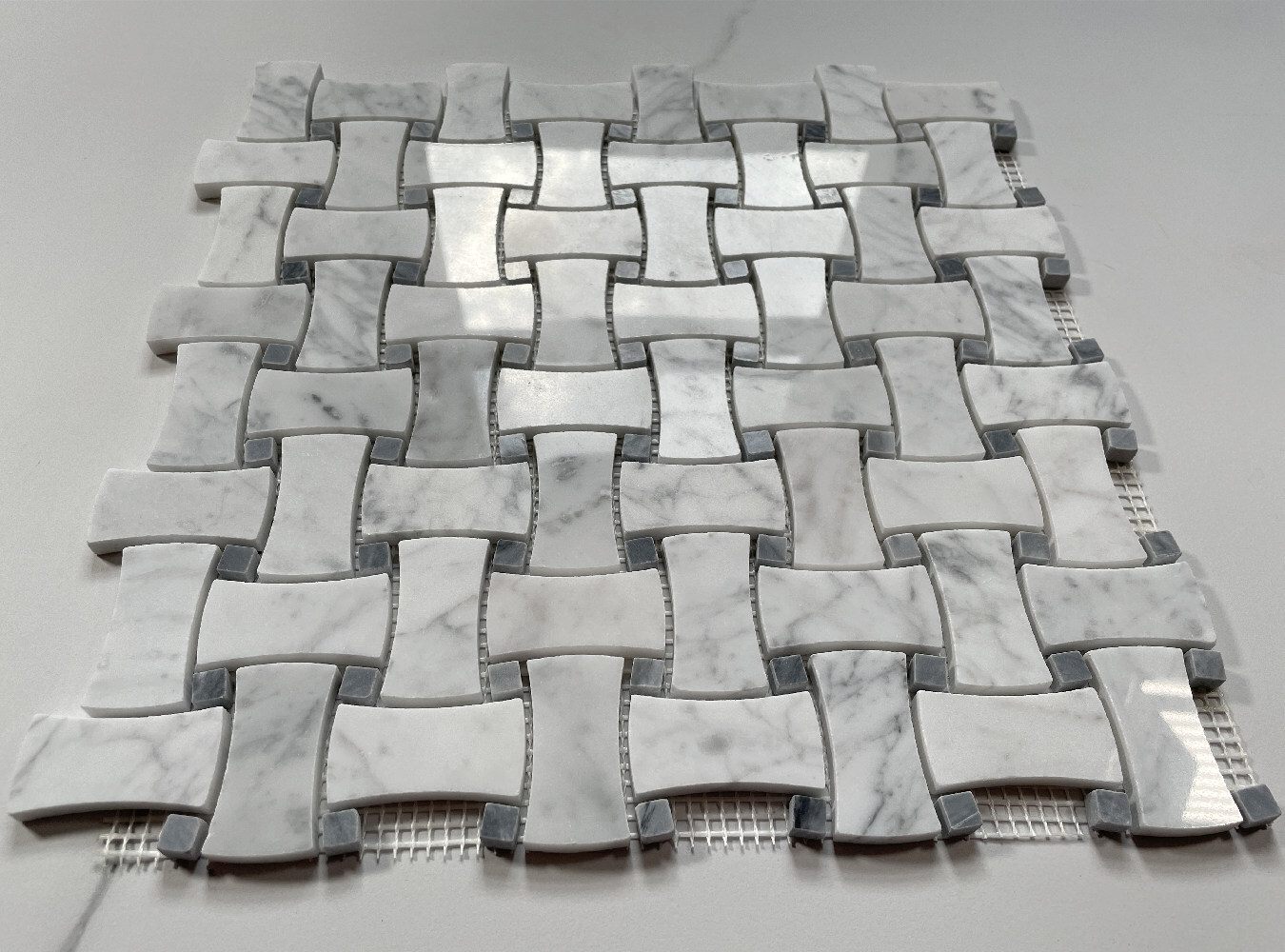 C677XP Carrara Venato Marble DogBone Basketweave Mosaic Gray Dots Tile Polish
