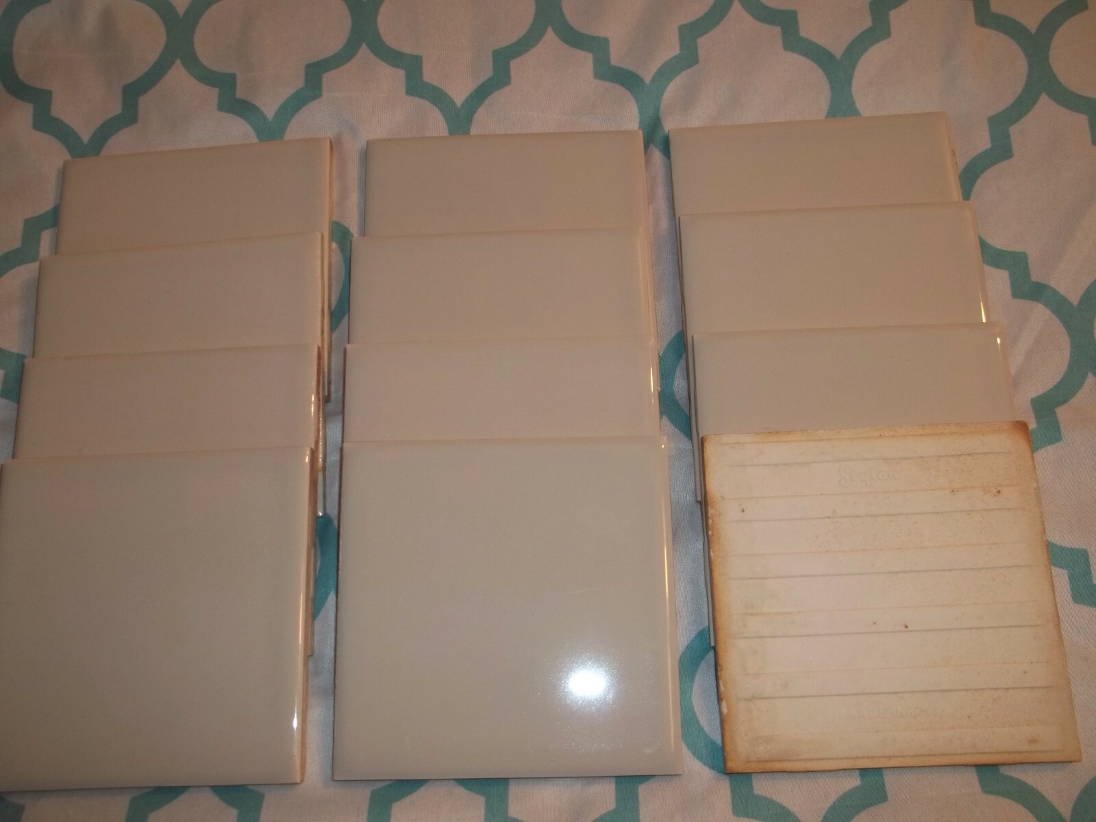 Vtg Lot of 12 1950’s Stylon Glossy Ceramic Light Gray Bathroom Wall Tiles 4 1/4″