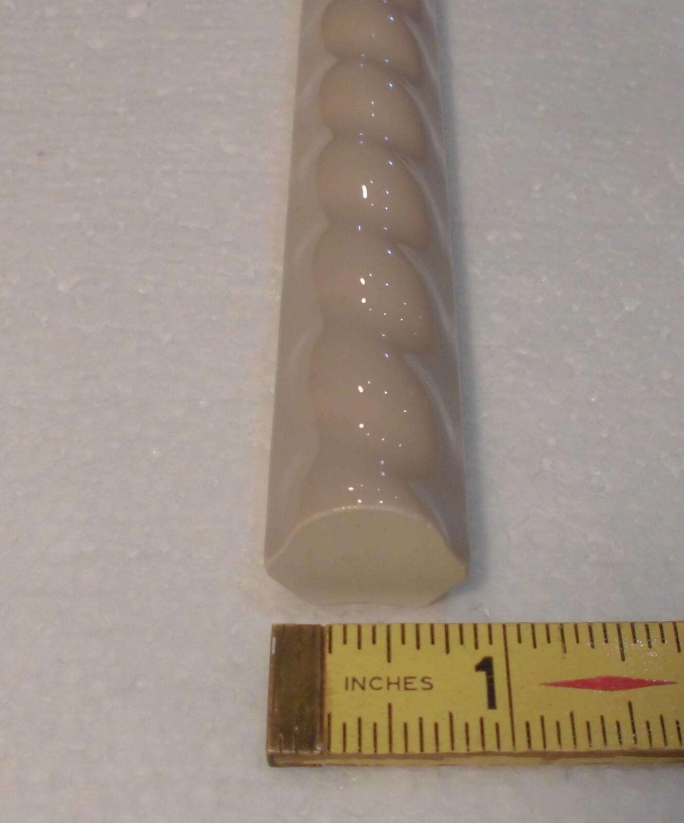 1pc. Darker Fawn Beige Color, Ceramic Sizzle Liner Rope Tile 3/4″ X 6″ NEW