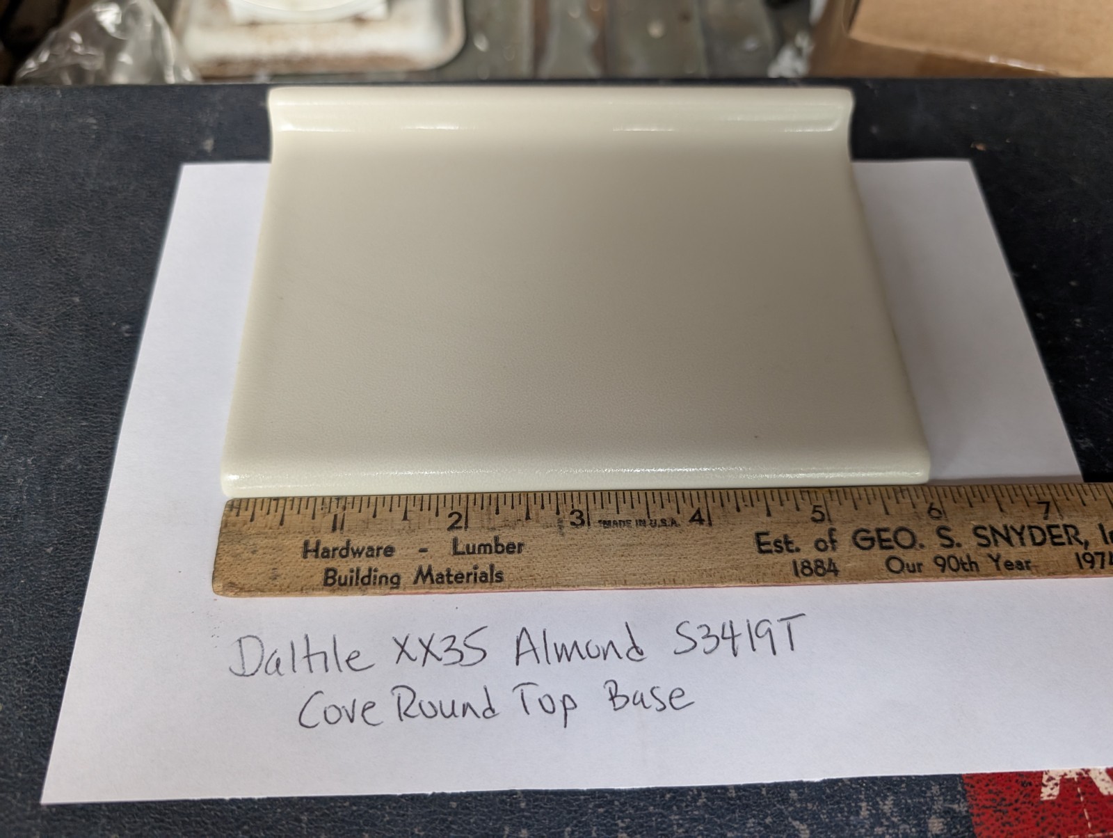 2 Pcs 4 1/8″ x 6″ Ceramic Tile Cove Base S3419T Daltile Crystaltex Almond XX35