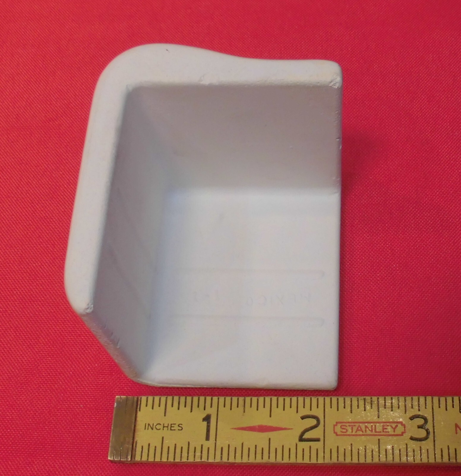 1 pc. Gloss Almond: #12: V Cap Corner Ceramic Trim Tile: Counter Edging, A.O.