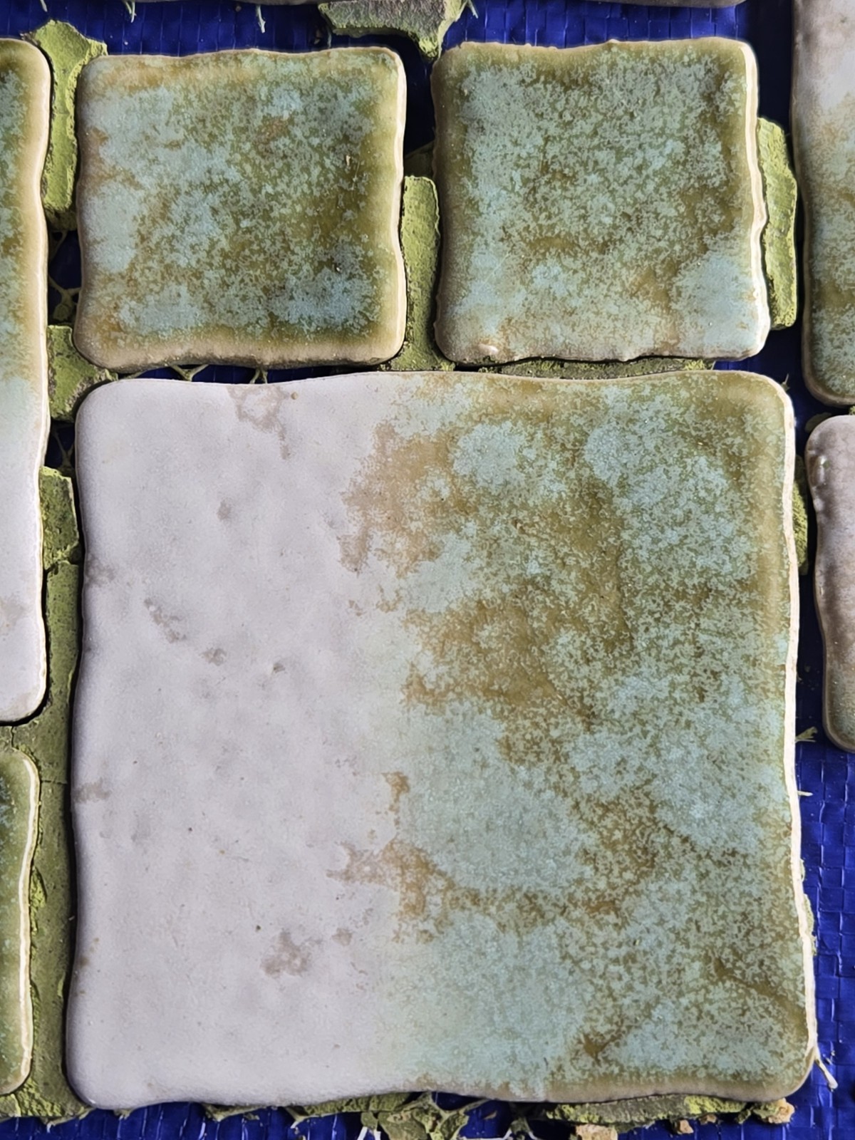VTG Tile Wall Ceramic Bath Mid Century Modern Green, Torquise, Gold, White