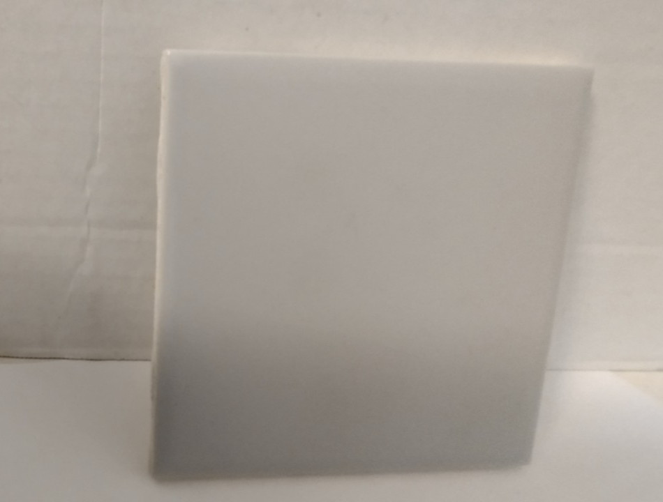 1 Wall Tile AO American Olean USA 4-1/4″ Ceramic Satin Mid Gray, Silver BEBEBE