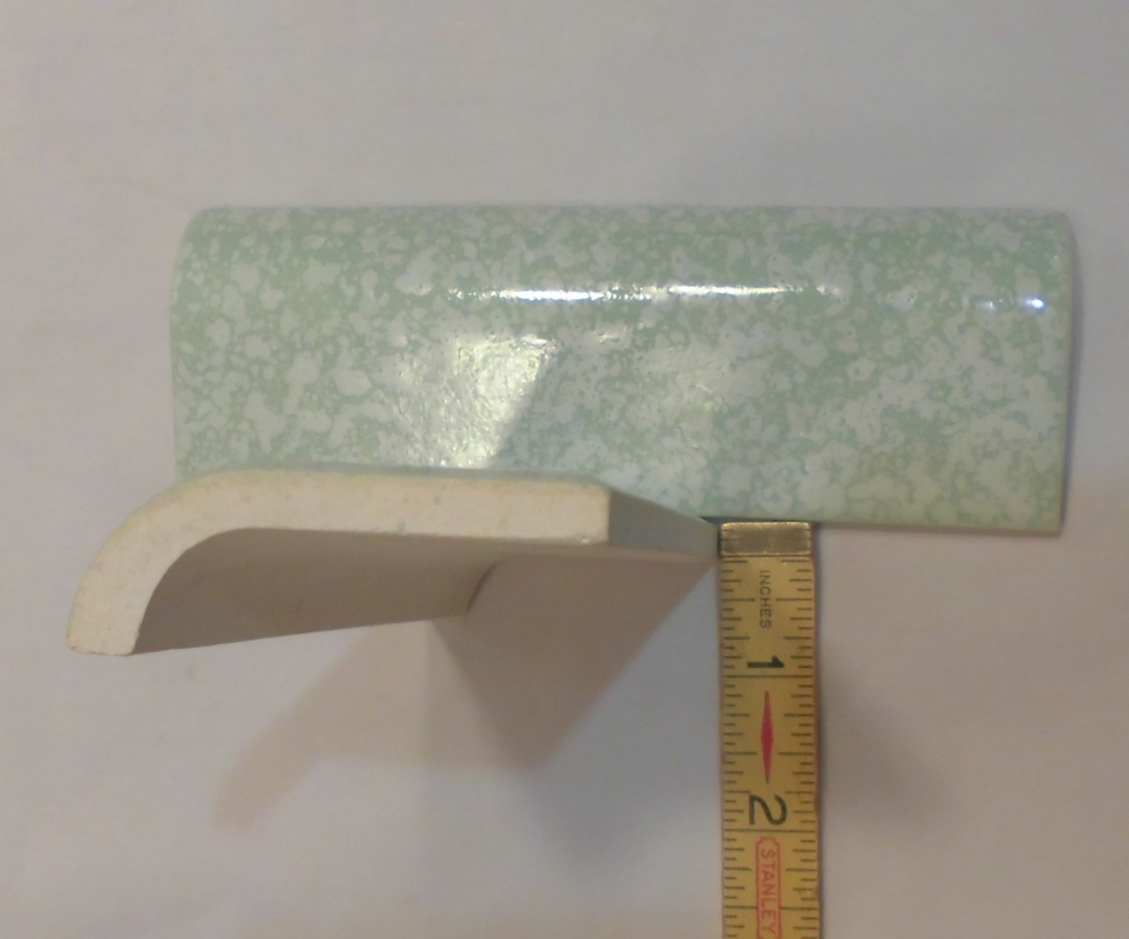 1 pc. *Molted Spring Green* Vintage Glossy Ceramic Radius Bullnose Tile; NOS