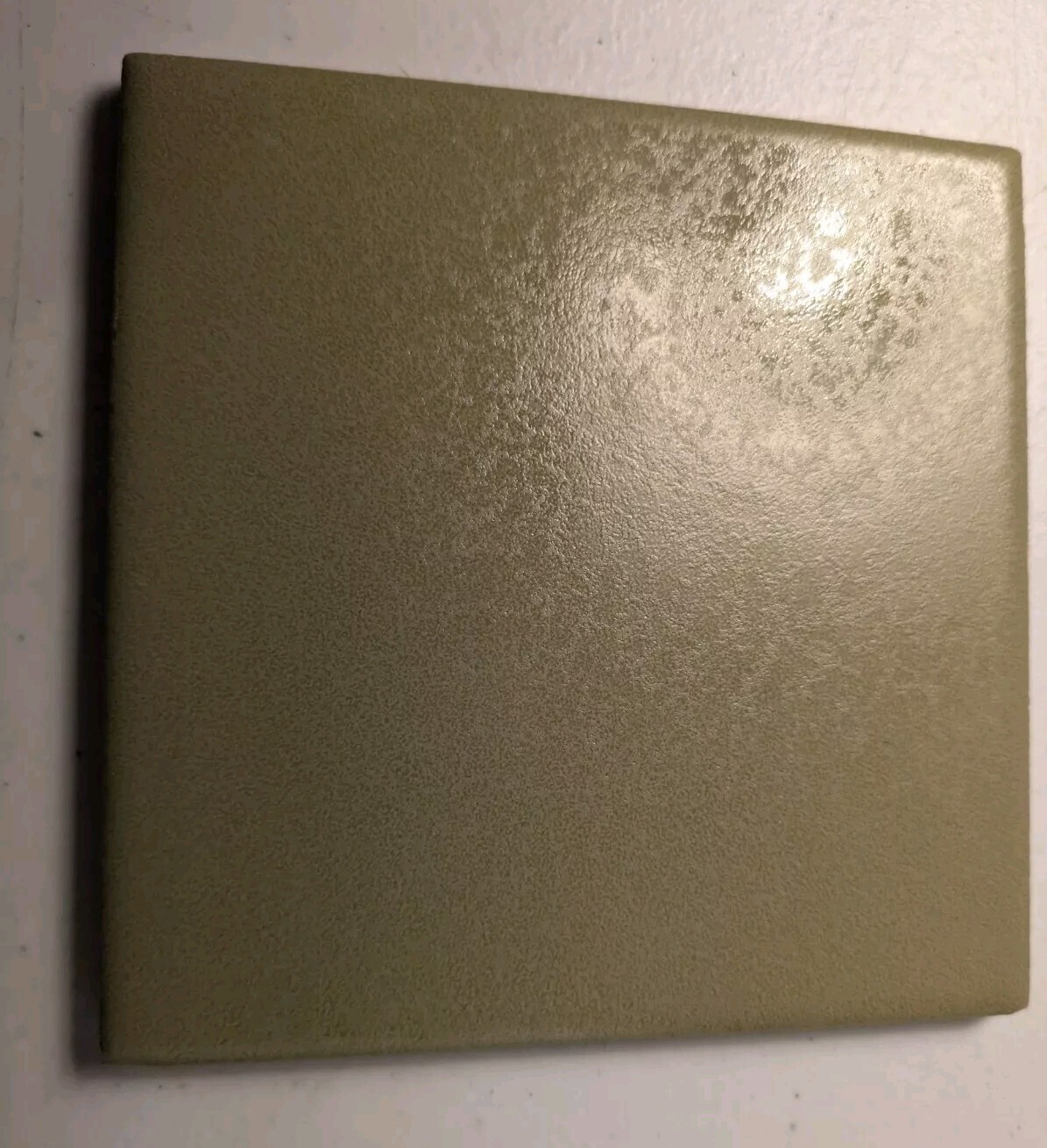 1 pc. Avocado 4-3/8″ New Textured Ceramic Florida Tile Old New Stock