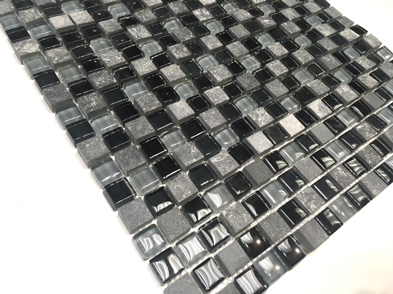 La Jacond 5/8″ x 5/8″ Slate and Glass Blend Mosaic Wall Tile Backsplash