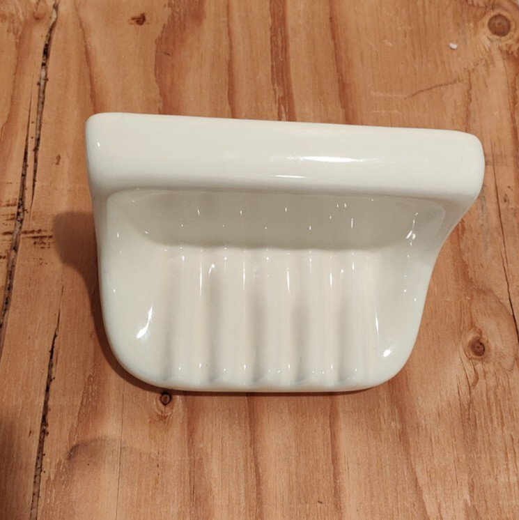 Soap Dish 4″x6″ 173mm x 125mm x 90mm Almond or White Ceramic Porcelain