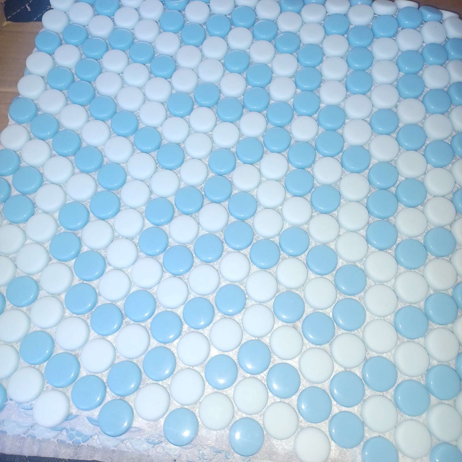 Medici Sicily 5/8 Pennyround Gulf Coast Blend Glass Tile 2 cases 22 sheets .63″