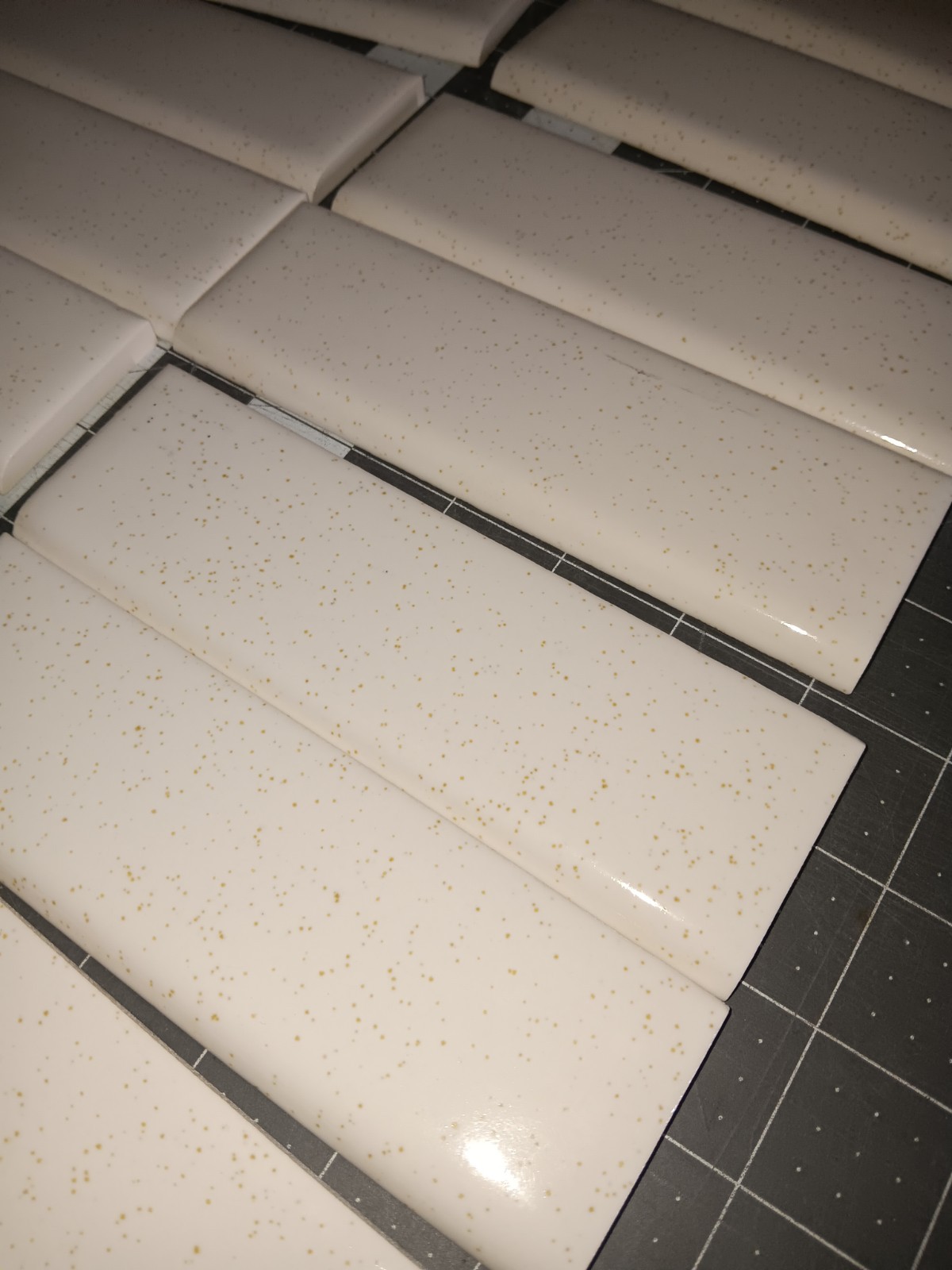 20 pieces Unused Antique Tile 2 x 6 Bullnose Trim GOLDEN SPARKLE Kitchen Bath