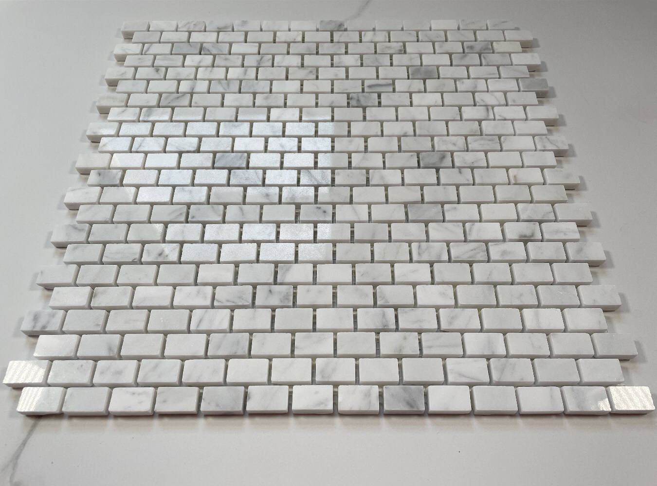 C60XP Carrara Marble Mini Brick Subway Mosaic Tile Polished Venato Carrera