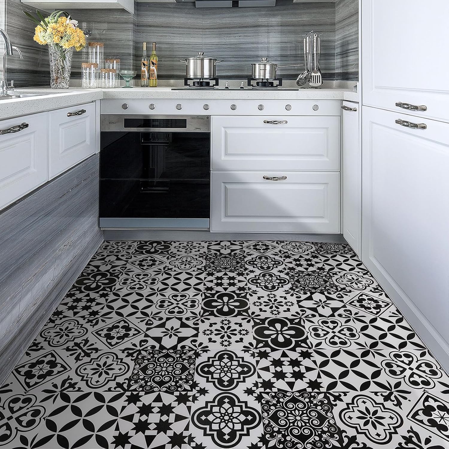 Peel and Stick Floor Tile Black and White, Vinyl Flooring 7.87in X 7.87in,