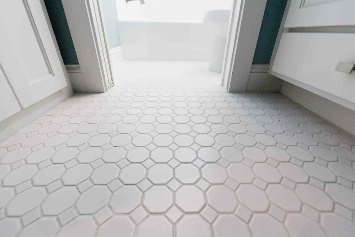 Octagon 2″ Retro Porcelain White Matte Floor and Wall Mosaic Tile, 11.5×11.5